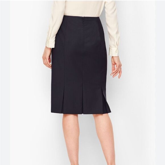 Talbots Petites Pencil Skirt with pleats at bottom size 4P- Like new! - Picture 10 of 13